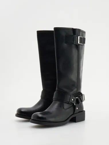 Na modnu scenu se vraćaju elegantne visoke čizme, a ovo su naši high street favoriti