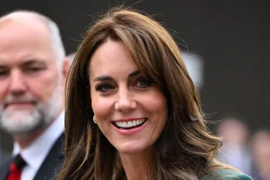 Kate Middleton je još jednom pokazala kako se isplati uložiti u dobro odijelo