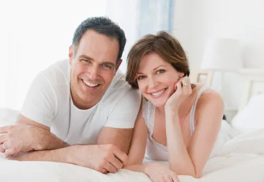 Maksimalno uživaj: 5 najboljih poza za 'igrice u krevetu' nakon menopauze
