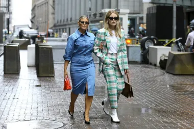 Mango i Zara imaju genijalnu ponudu traper suknji s kojima ne možeš proći nazapaženo