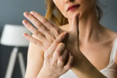 Muče te bolovi u zglobovima? Glavni 'krivci' za ovu neugodnu pojavu i kako je ublažiti