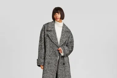 Treba ti novi kaput? Bershka ima odlične modele na sniženju