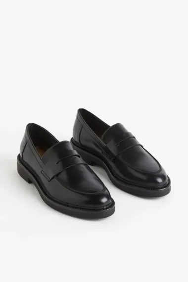 15 najljepših loaferica iz novih kolekcija za svestrane outfite