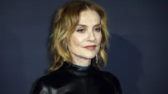 Elegantna i svoja: Isabelle Huppert simbol je francuskog šika – i sa 70 godina