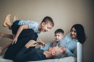 Istraživanje pokazalo da stariji roditelji imaju bolje odgojenu djecu?
