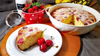 Iz bakine kuharice: Recept za brzi kolač s voćem