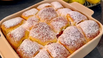 Recept za domaće pahuljaste buhtle koje vraćaju u djetinjstvo