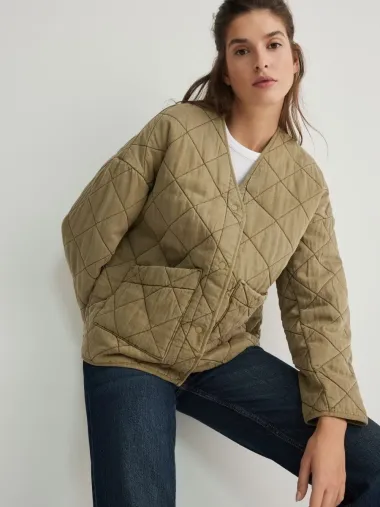 Kratke proljetne jakne: 22 trendi modela koja izgledaju fantastično
