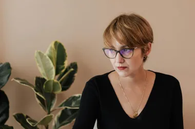 Najčešće modne i beauty pogreške zbog kojih izgledamo starije