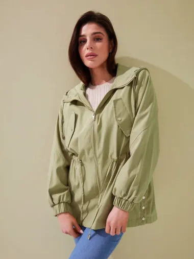 Bershka, Mohito i Stradivarius imaju sjajne prijelazne jakne