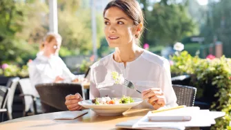 Štetna ili korisna? Trebaju li žene u menopauzi jesti soju
