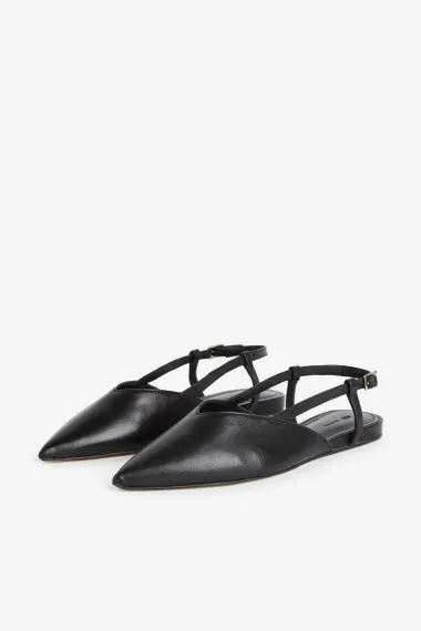 Slingback cipele uvijek su u modi, a ove sezone izgledaju bolje nego ikad