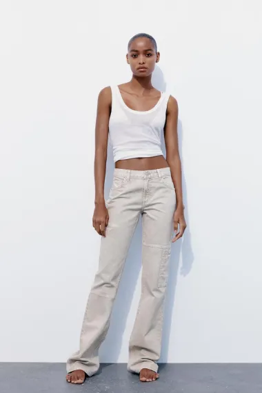 Na modnu scenu vraćaju se 'bootcut' traperice. Otkrivamo gdje pronaći najbolje modele