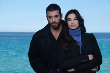Nova serija 'Viola boje mora' na RTL-u: Turski Jason Momoa plijeni pažnju gledateljica isklesanim tijelom!