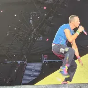 Coldplay u Budimpešti: Publika je dobila najbolje od glazbe, a i više od toga zahvaljujući Chrisu Martinu