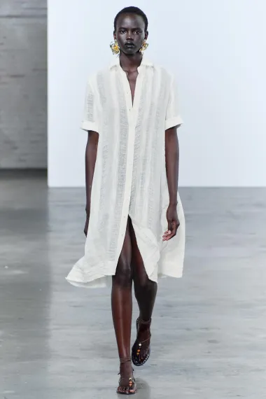 Bijela haljina je omiljeni klasik, a najljepše modele ove sezone ima Zara