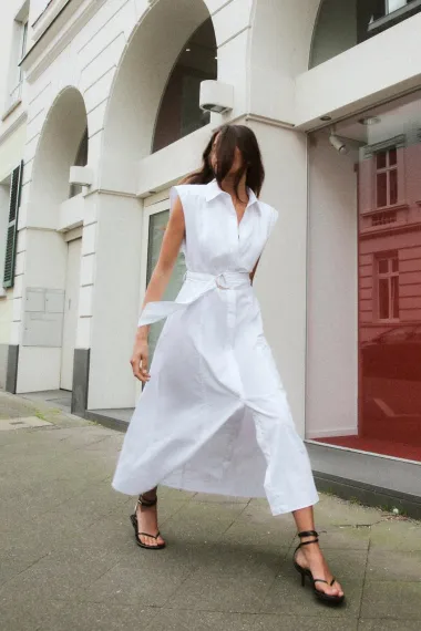 Bijela haljina je omiljeni klasik, a najljepše modele ove sezone ima Zara