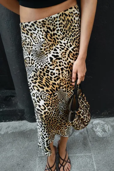 Slip suknje u najljepšim modelima za kraj ljeta i prijelazni period