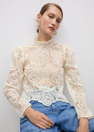Čipkane bluze boho stila novi su omiljeni komadi