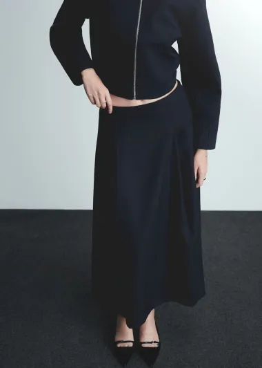 Tamnoplava boja je kao stvorena za jesen - odabrali smo najbolje modele