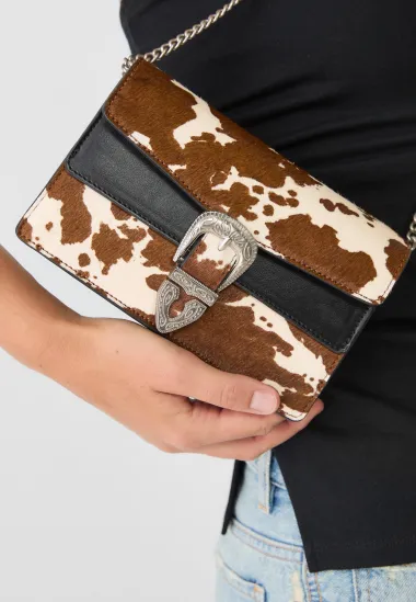 Leopard uzorak neće izaći iz mode, ali kravlji print je nova modna opsesija za jesen