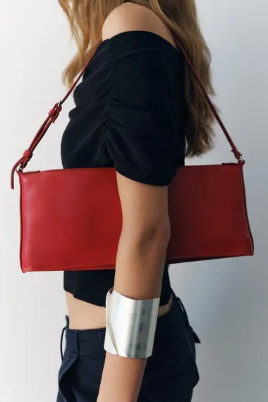 Bezvremenski klasik: Zara i Mango imaju savršene kožne torbe za svaki stil