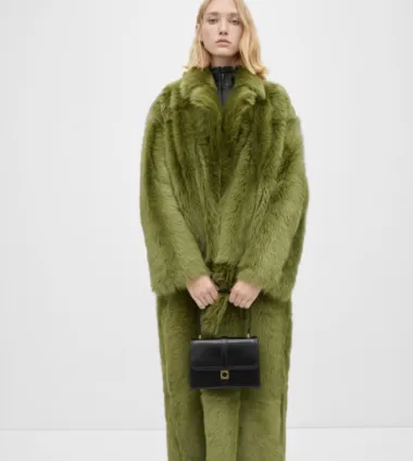 Bezvremenski klasik: Zara i Mango imaju savršene kožne torbe za svaki stil