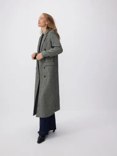 Maxi kaputi: Ključni komad za elegantan look ove jeseni i zime
