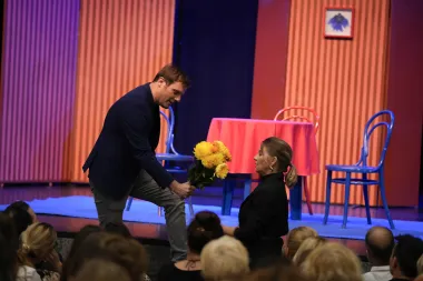 Velika premijera hit komedije 'Prekid preko veze' ovacijama ispunila Satirično kazalište Kerempuh