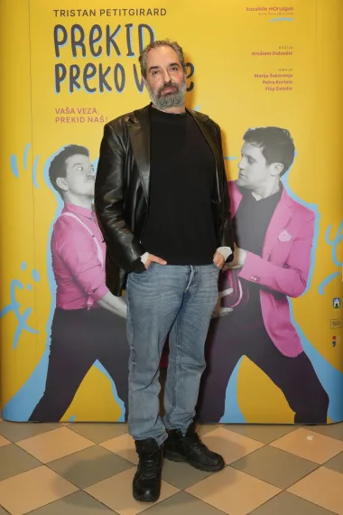 Velika premijera hit komedije 'Prekid preko veze' ovacijama ispunila Satirično kazalište Kerempuh