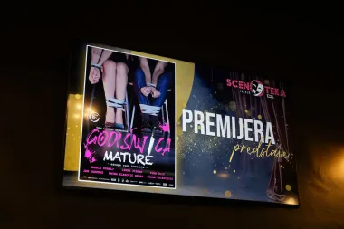 Premijerna izvedba nove predstave Kerekesh Teatra 'Godišnjica mature' u Scenoteci Zagreb