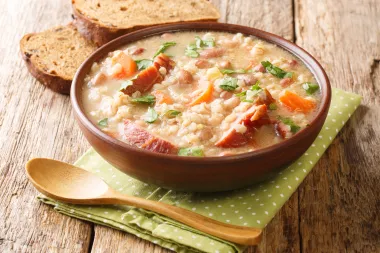 Okrepa za cijelo tijelo - recept za domaći ričet s dimljenim mesom
