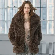 Bunde su savršen izbor za hladne dane, a Zara ima odlične modele