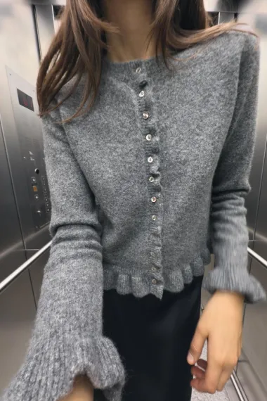 Bez kardigana ne možemo ni ove zime - kratki i dugi modeli