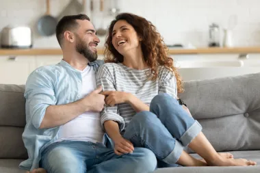 Male geste koje će ojačati svaki ljubavni odnos