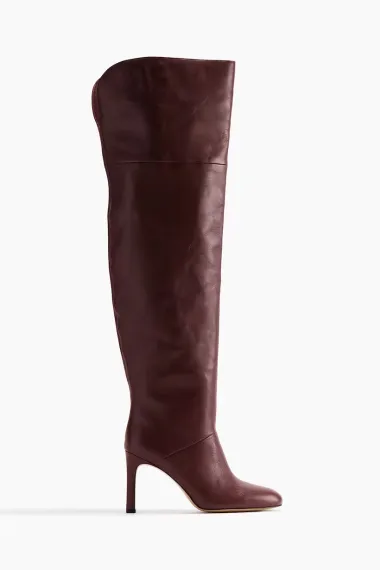 Čizme iznad koljena su upečatljiv dodatak za super outfite