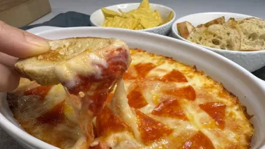 Recept za najbolji pizza umak koji se može poslužiti s kruhom ili čipsom