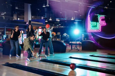Zagreb dobio najmoderniji zabavni park s letećim kinom i najvećim američkim bowlingom