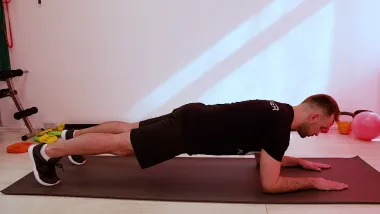 Nisi sigurna kako pravilno izvesti plank? Ovo su greške koje trebaš izbjegavati