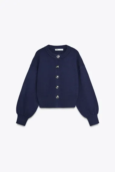 Od trapera do lepršavih tkanina: Zara ima stylish komplete