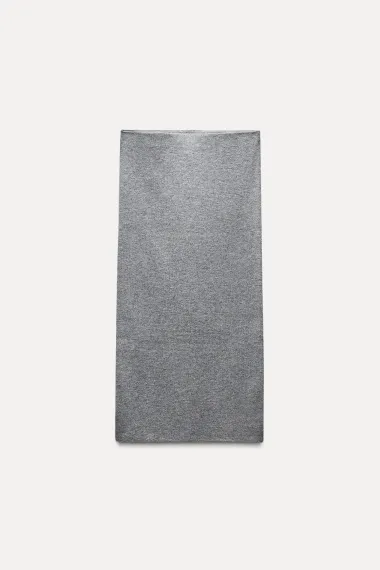Od trapera do lepršavih tkanina: Zara ima stylish komplete