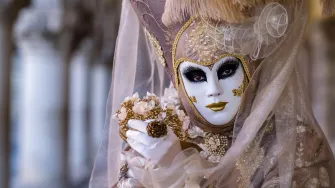 Venecija pod maskama: Pogledaj raskošne kostime na talijanskim ulicama