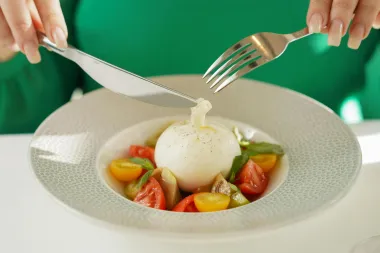 Burrata: Zašto ju volimo i kako ju pripremiti? Imamo 9 fantastičnih recepata