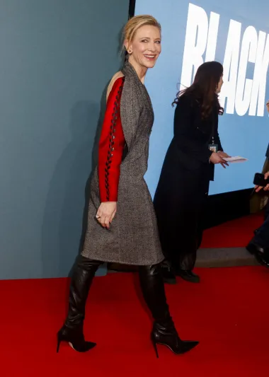 Cate Blanchett opet pomiče modne granice, neobična haljina za londonsku premijeru