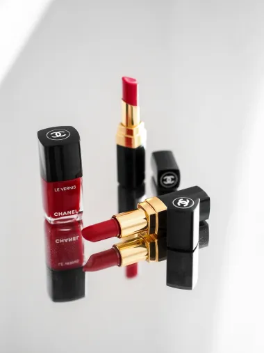 Kultni crveni ruževi koji će obogatiti svaki proljetni makeup look