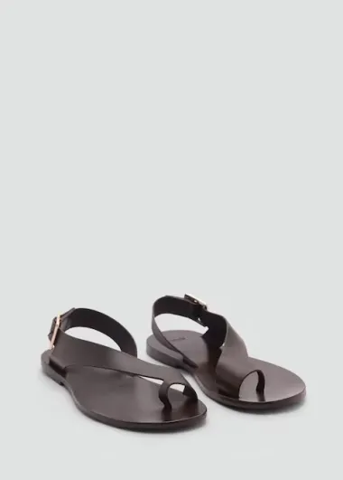 Od minimalizma do boho šarma: Ravne sandale za svaki stil