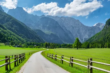 Logarska dolina u proljeće: Spokoj, šetnje i zelenilo koje liječi