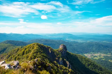Vikend izlet na Klek: Planina vještica, legendi i pogled koji oduzima dah