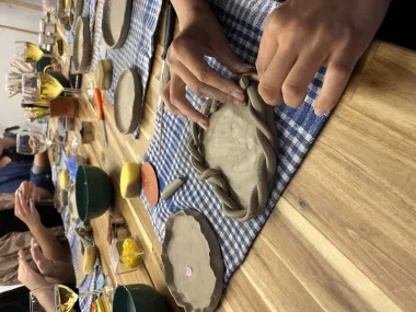 Osmijeh na licu, glina u rukama: Bile smo na radionici keramike u šarmantnom studiju Limun i lasica