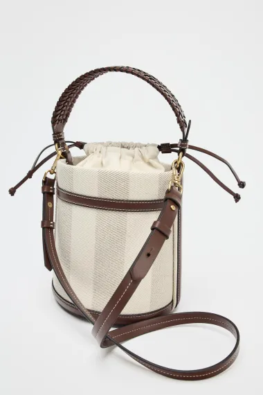 Bucket torbe su klasik, 13 neodoljivh modela iz high street ponude